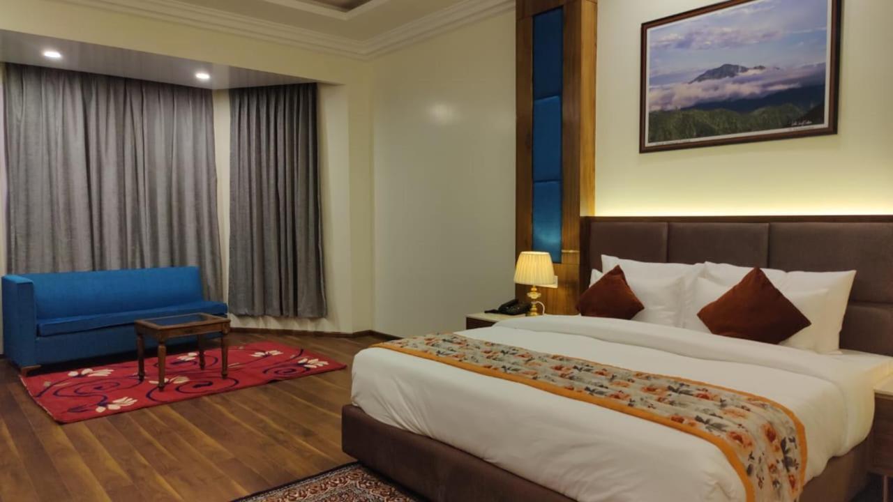 Hotel Woodpark Shimla Exterior photo