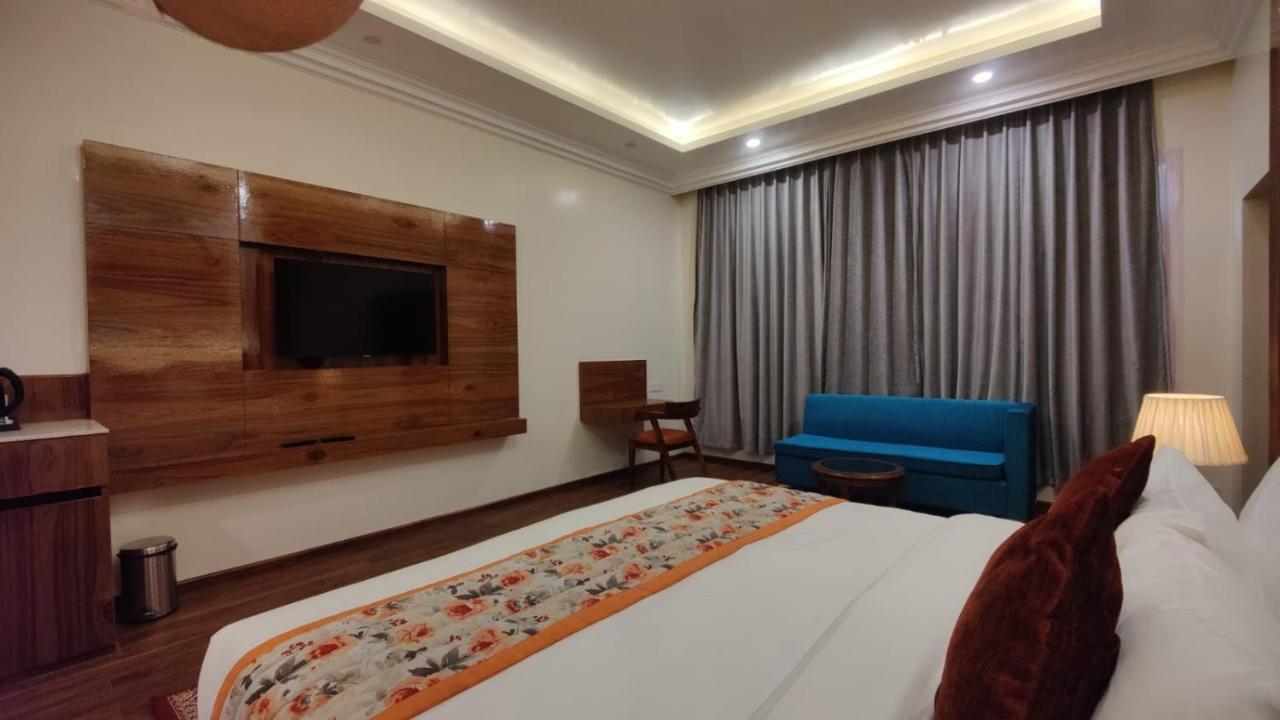 Hotel Woodpark Shimla Exterior photo