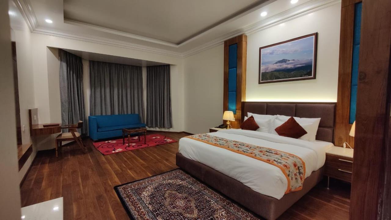 Hotel Woodpark Shimla Exterior photo