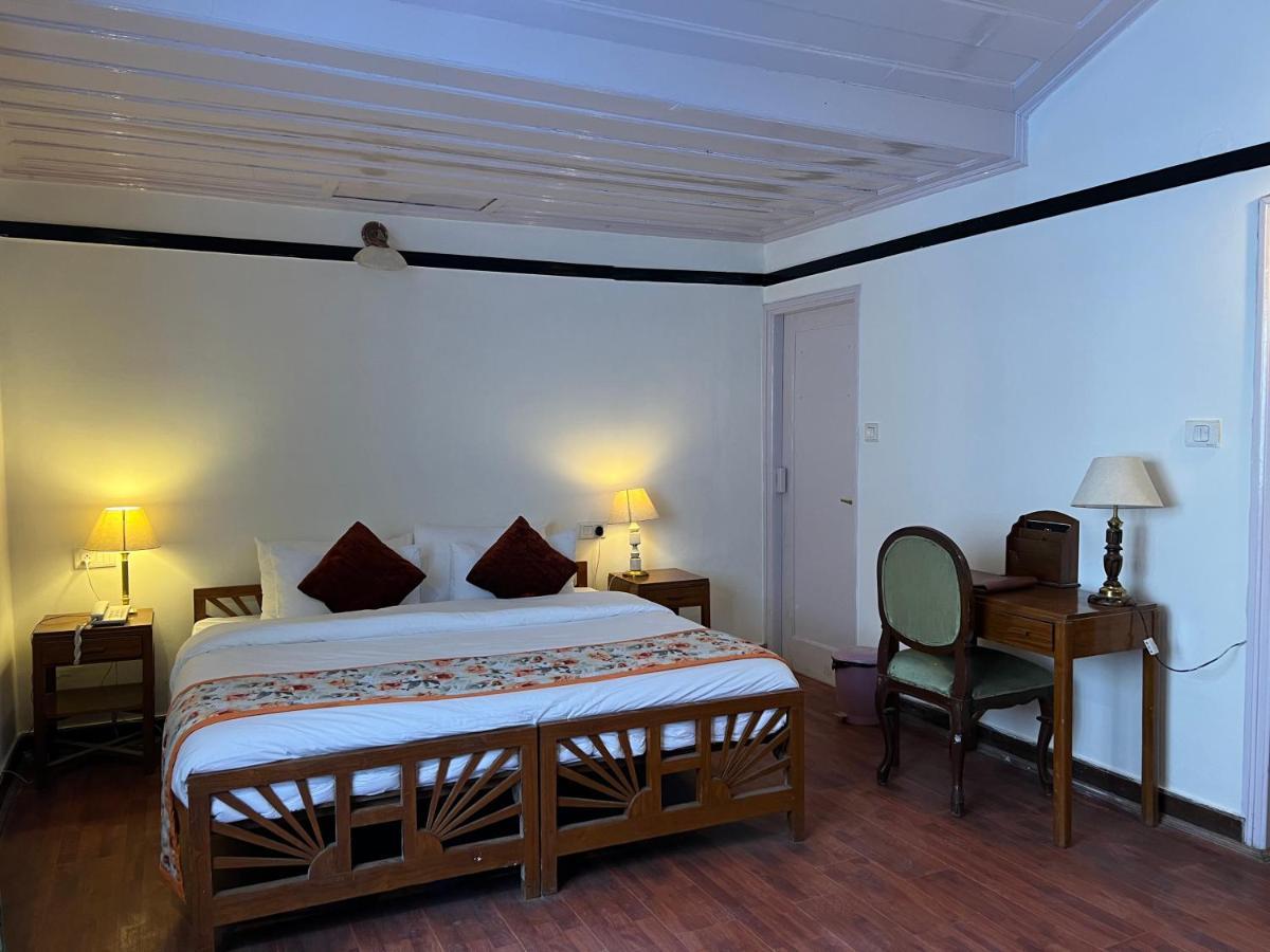 Hotel Woodpark Shimla Exterior photo