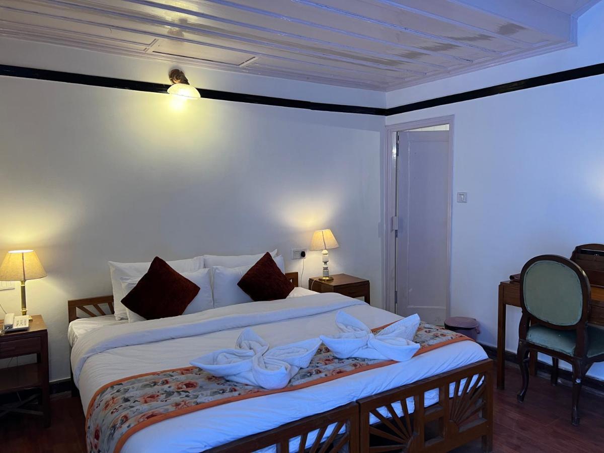 Hotel Woodpark Shimla Exterior photo