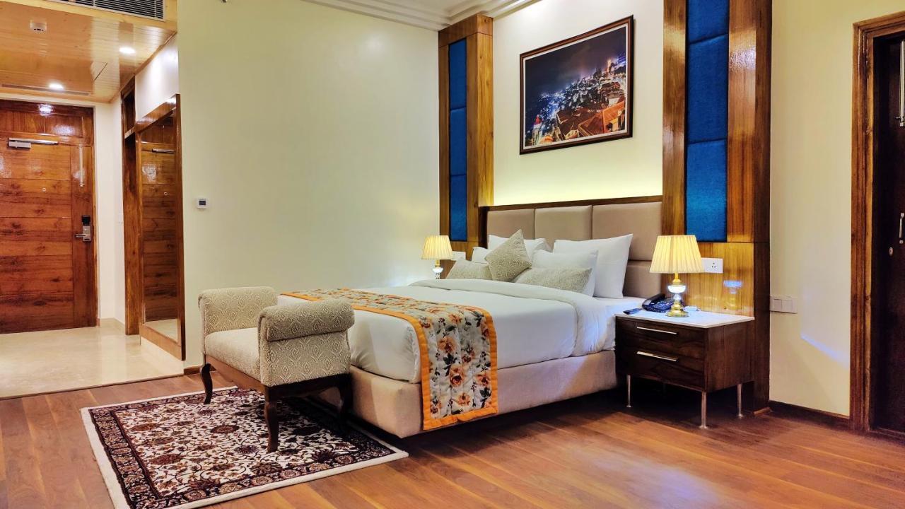 Hotel Woodpark Shimla Exterior photo