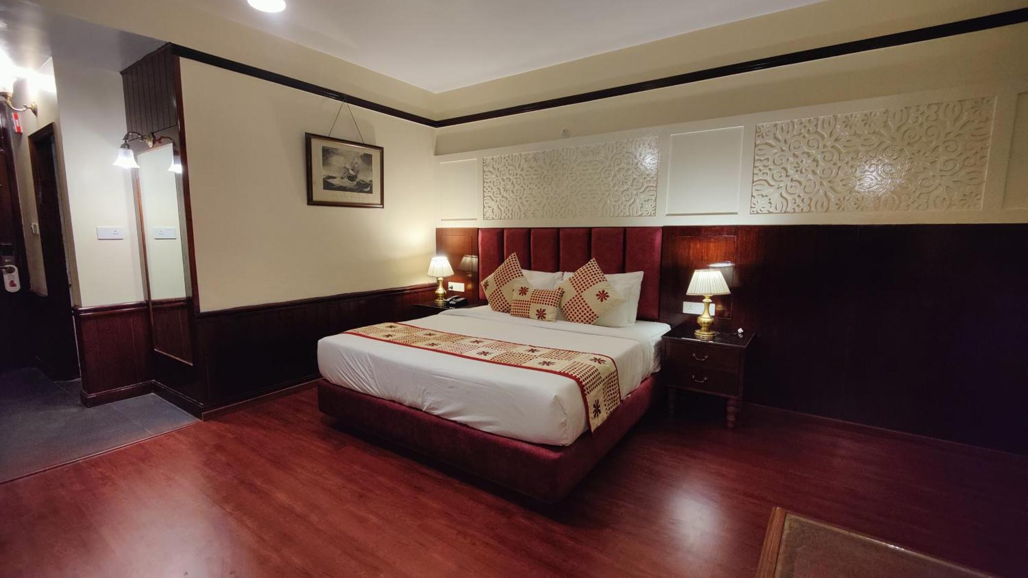 Hotel Woodpark Shimla Exterior photo